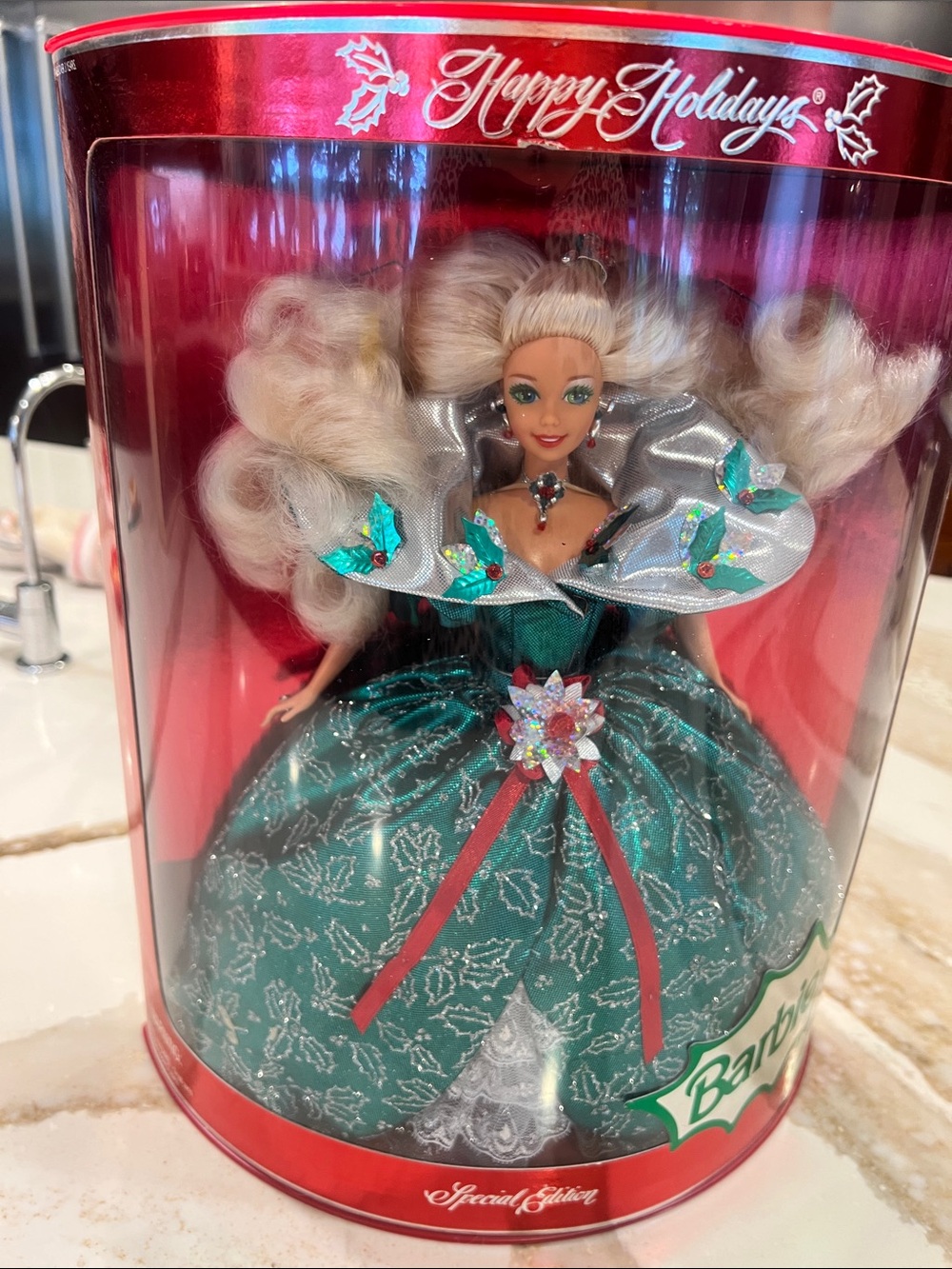 1995 Mattel Happy Holidays Barbie Doll poster, and rain check certificate - Picture 2 of 7